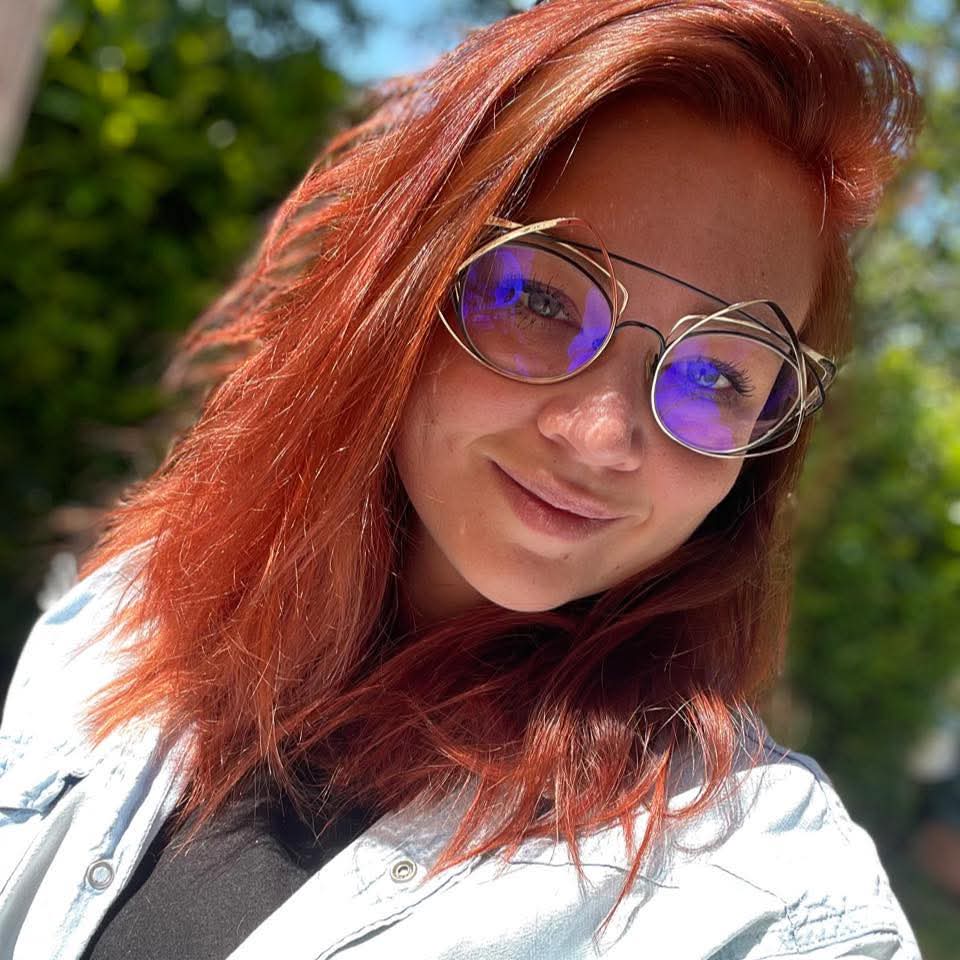 Portrait de la tatoueuse Inkaat